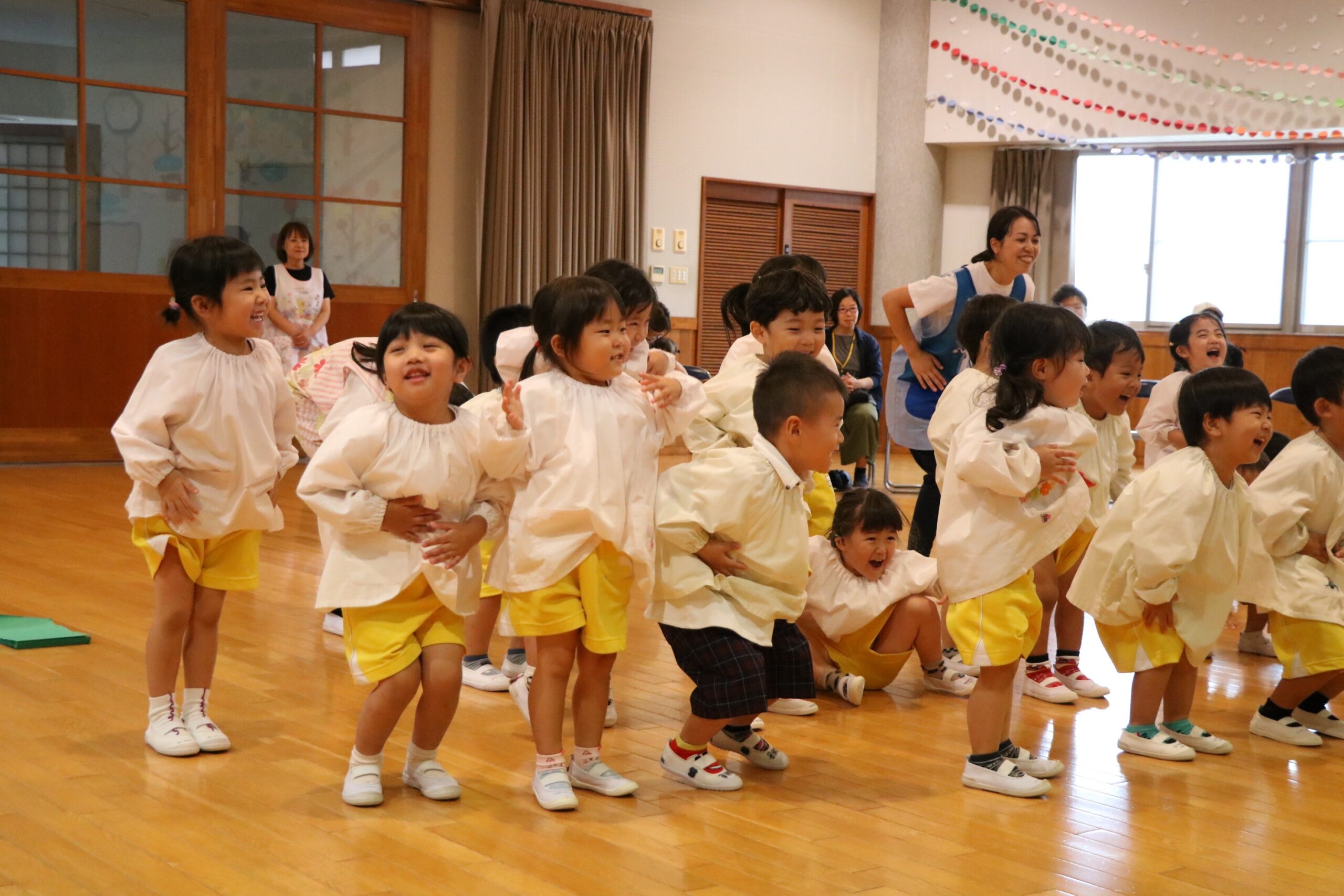 年少組　音楽自由参観（りす組）